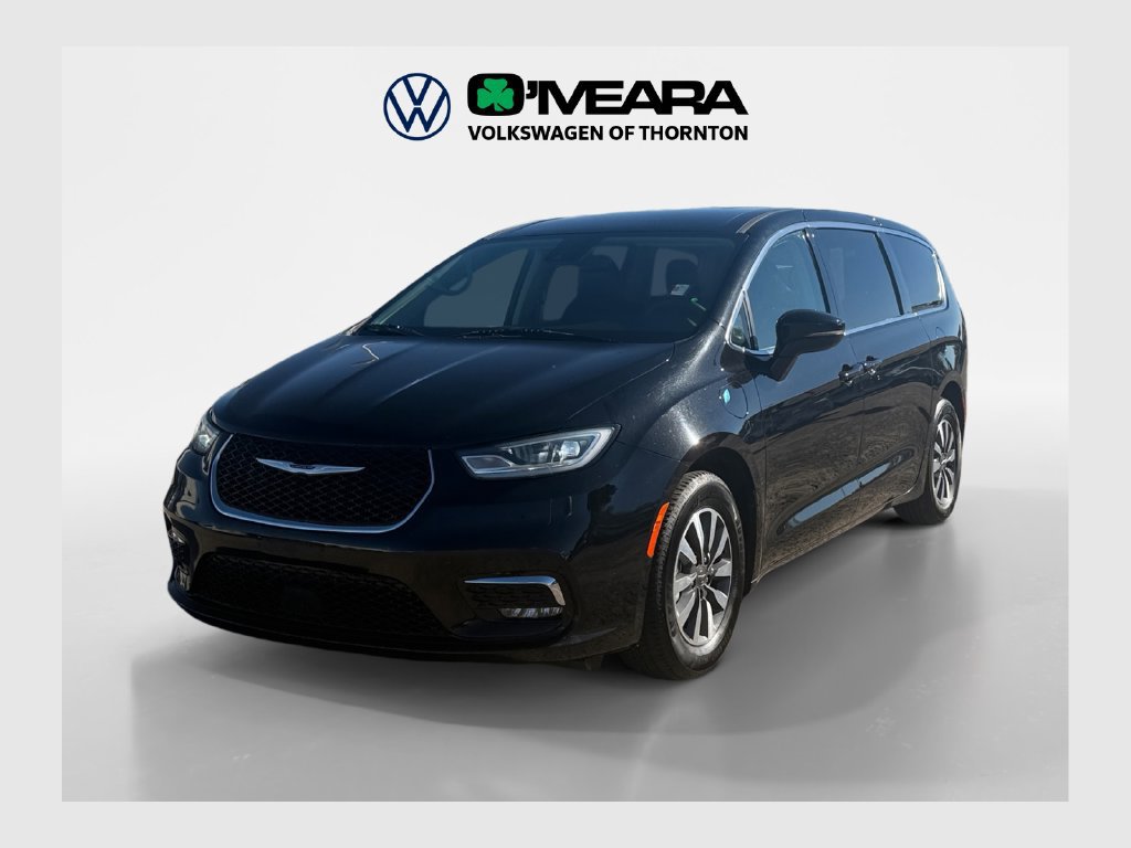 Used 2024 Chrysler Pacifica Limited