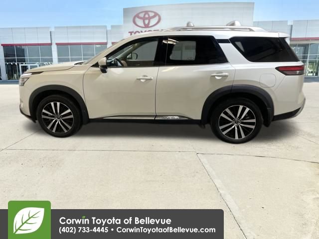 Used 2024 Nissan Pathfinder Platinum video 2