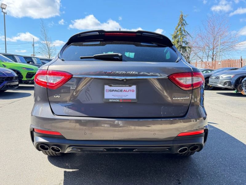 Used 2020 Maserati Levante GranSport image 6