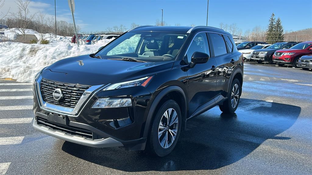 Used 2023 Nissan Rogue SV w/ SV Premium B Package image 4