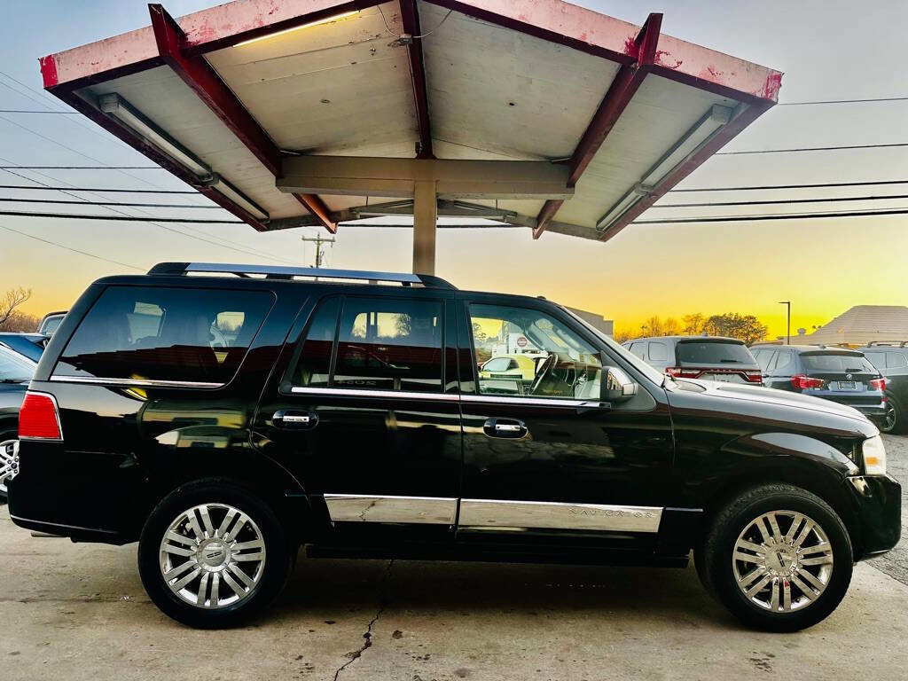 Used 2008 Lincoln Navigator 4WD image 5