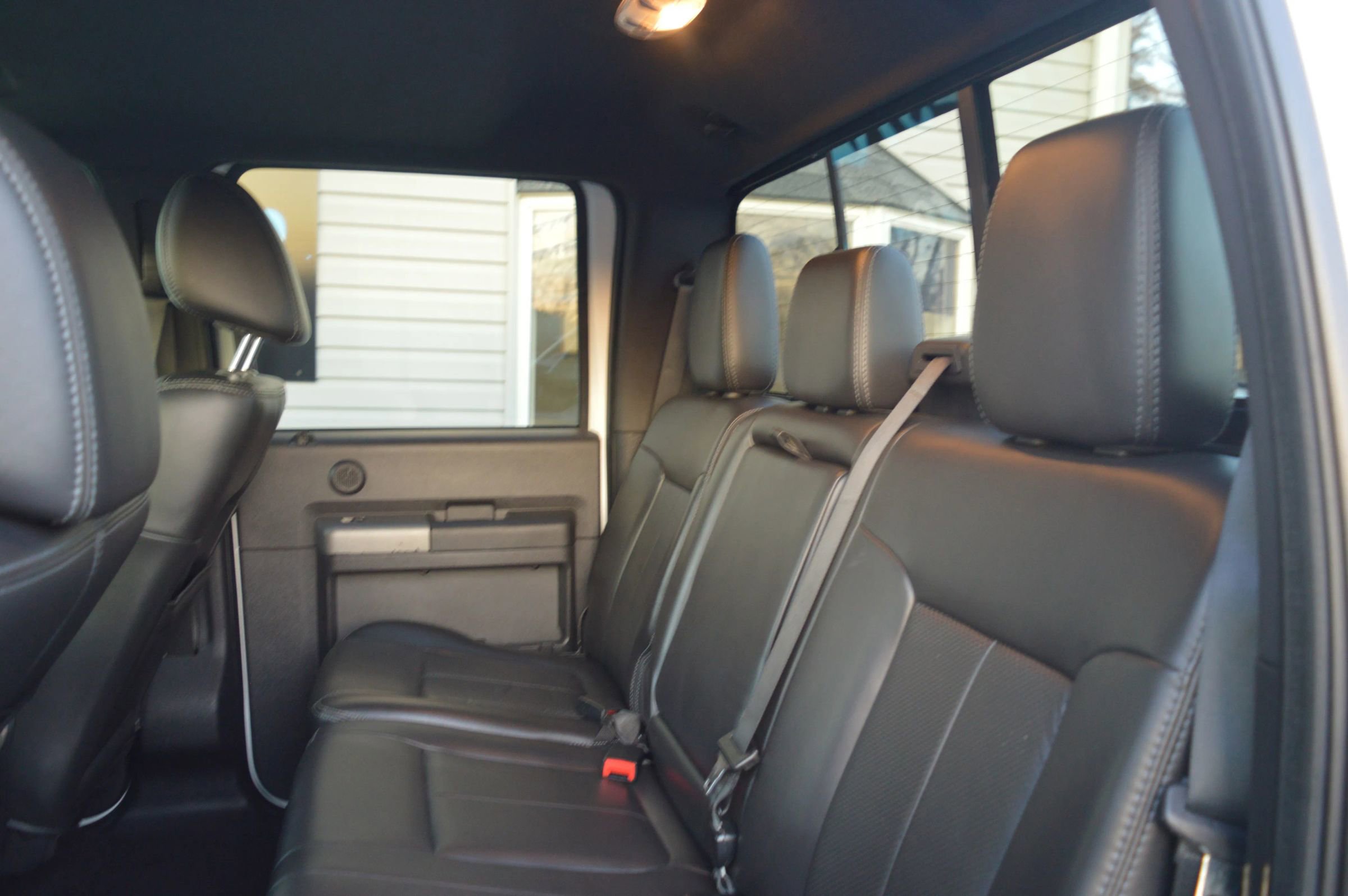 Used 2011 Ford F350 Lariat w/ Lariat Interior Pkg image 12