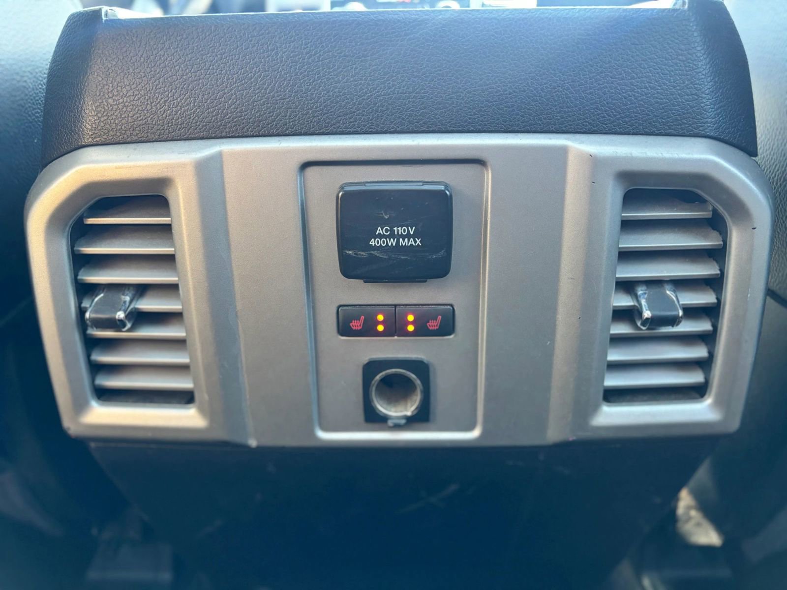 Used 2016 Ford F150 Lariat w/ Equipment Group 502A Luxury AWD/4WD image 19