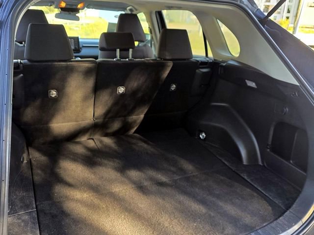 Used 2020 Toyota RAV4 XLE image 30