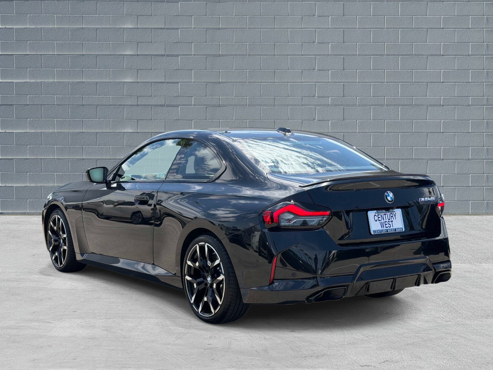 Used 2026 BMW M240i Coupe RWD image 3