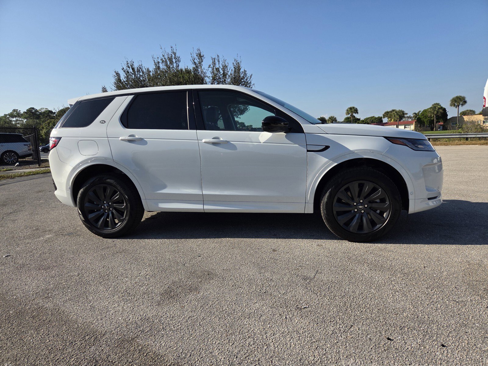 New 2025 Land Rover Discovery Sport S AWD/4WD image 7