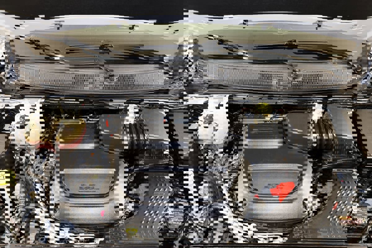 Used 2019 Chrysler Pacifica Limited w/ Tire & Wheel Group image 36