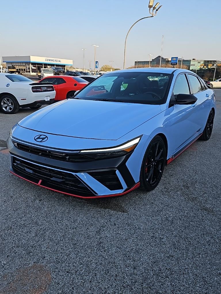 Used 2024 Hyundai Elantra N FWD image 3