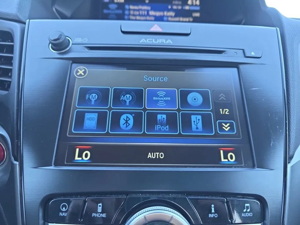 Used 2018 Acura ILX w/ Technology Plus Package FWD image 28