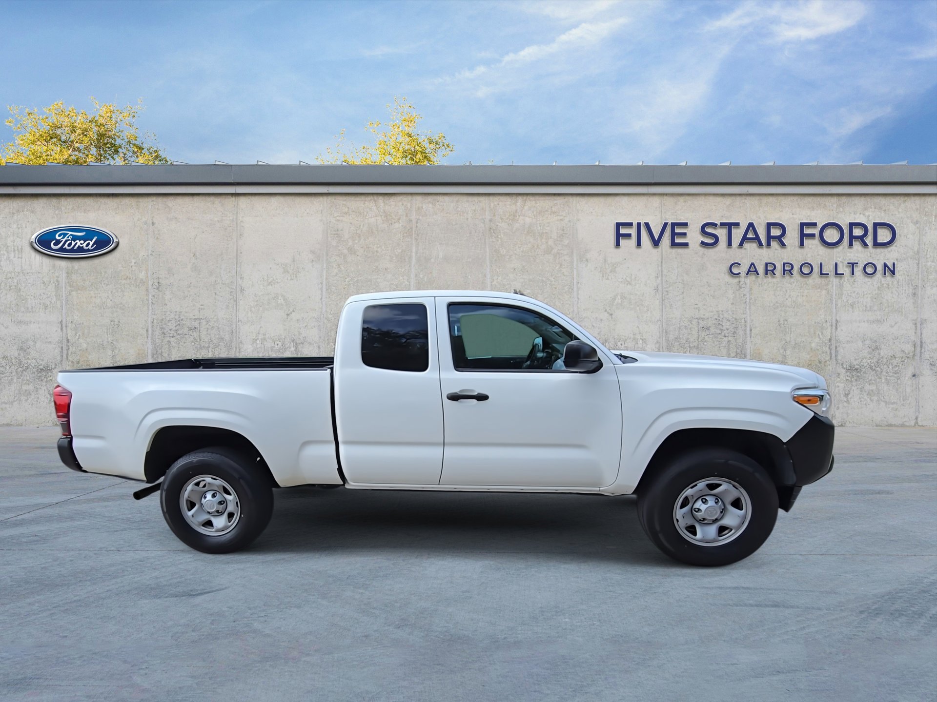 Used 2020 Toyota Tacoma SR RWD image 9