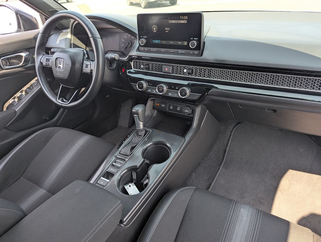Used 2025 Honda Civic Sport image 29
