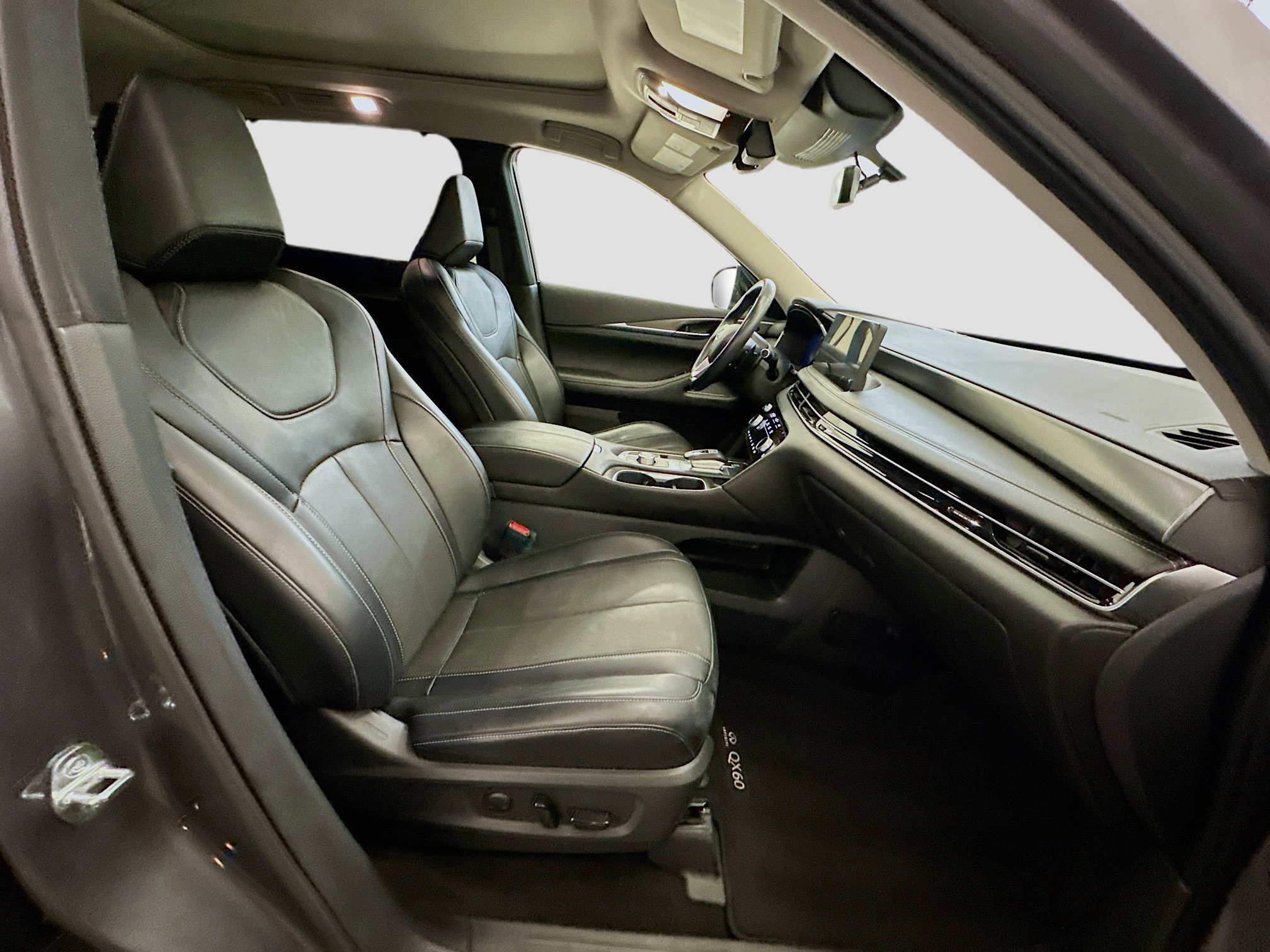 Used 2023 INFINITI QX60 Luxe w/ Cargo Package AWD/4WD image 35