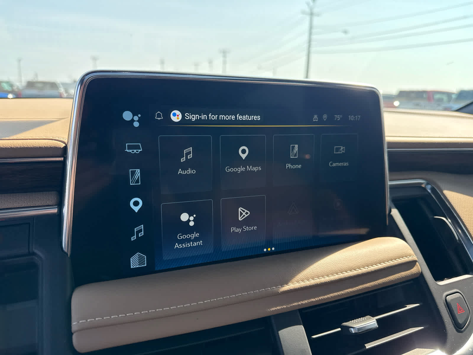 Used 2022 Chevrolet Suburban Premier AWD/4WD image 22