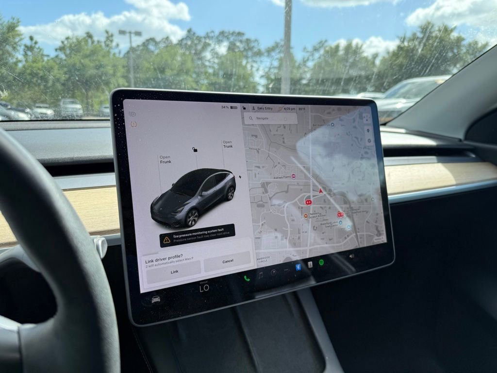 Used 2021 Tesla Model Y Long Range image 24