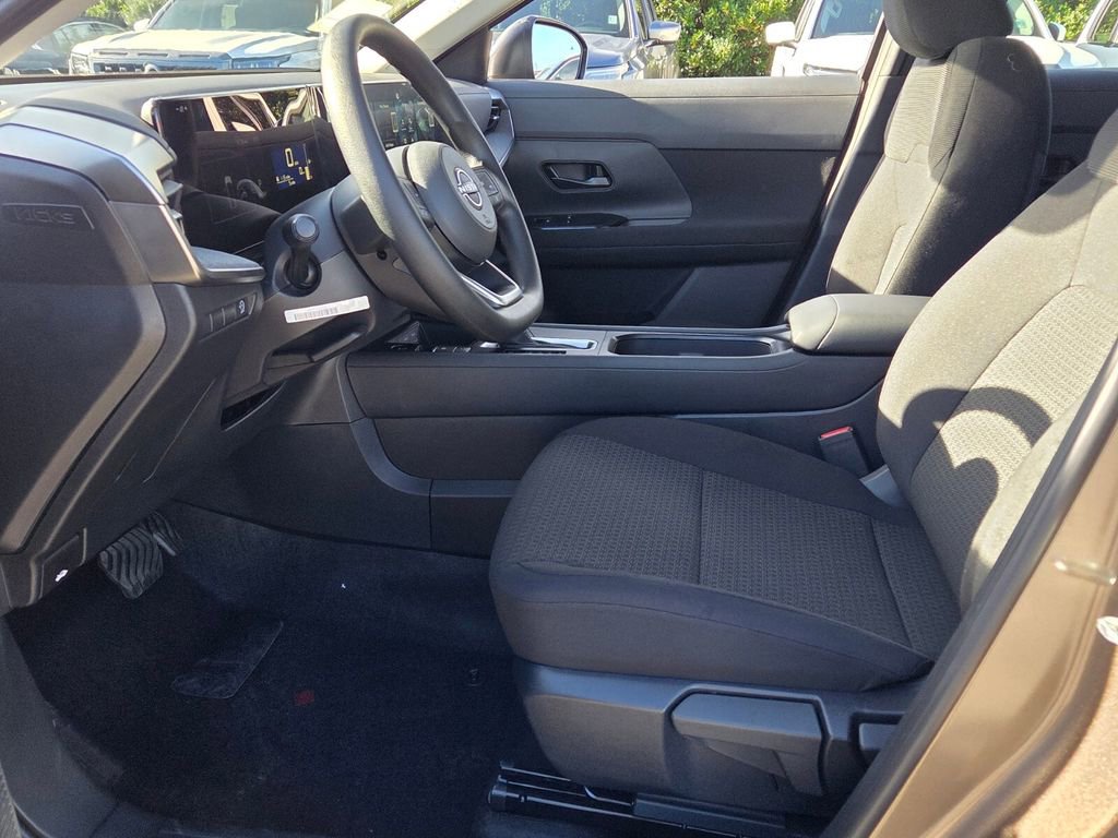 New 2026 Nissan Kicks S image 3