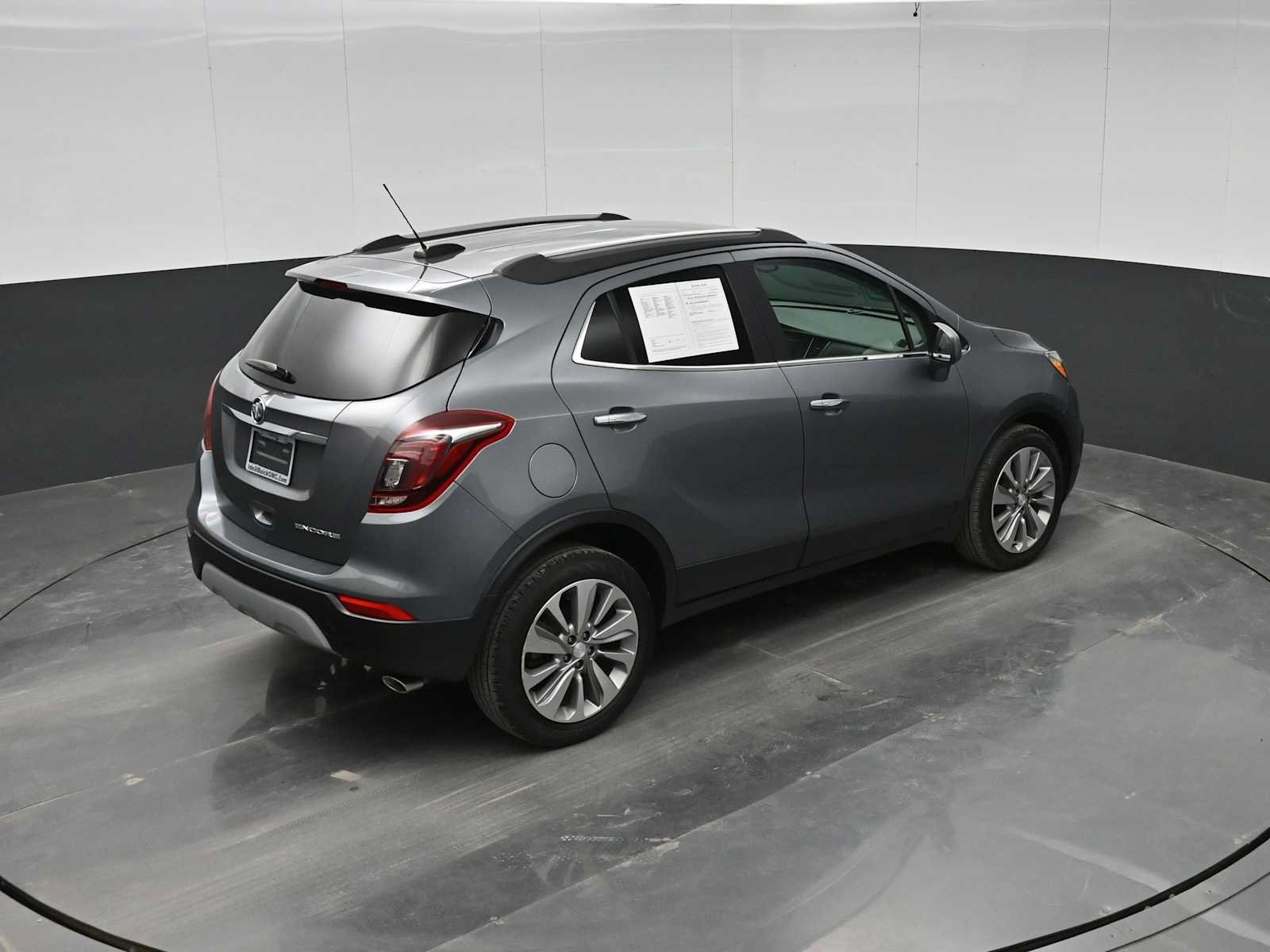 Used 2020 Buick Encore Preferred FWD image 30