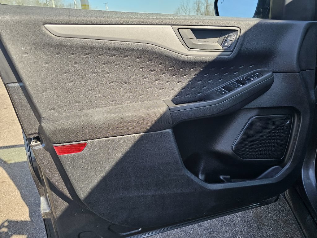 Used 2020 Ford Escape S AWD/4WD image 22