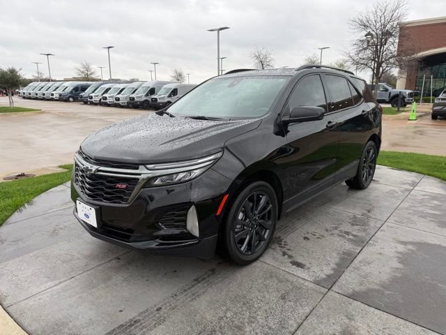 Used 2022 Chevrolet Equinox RS image 3