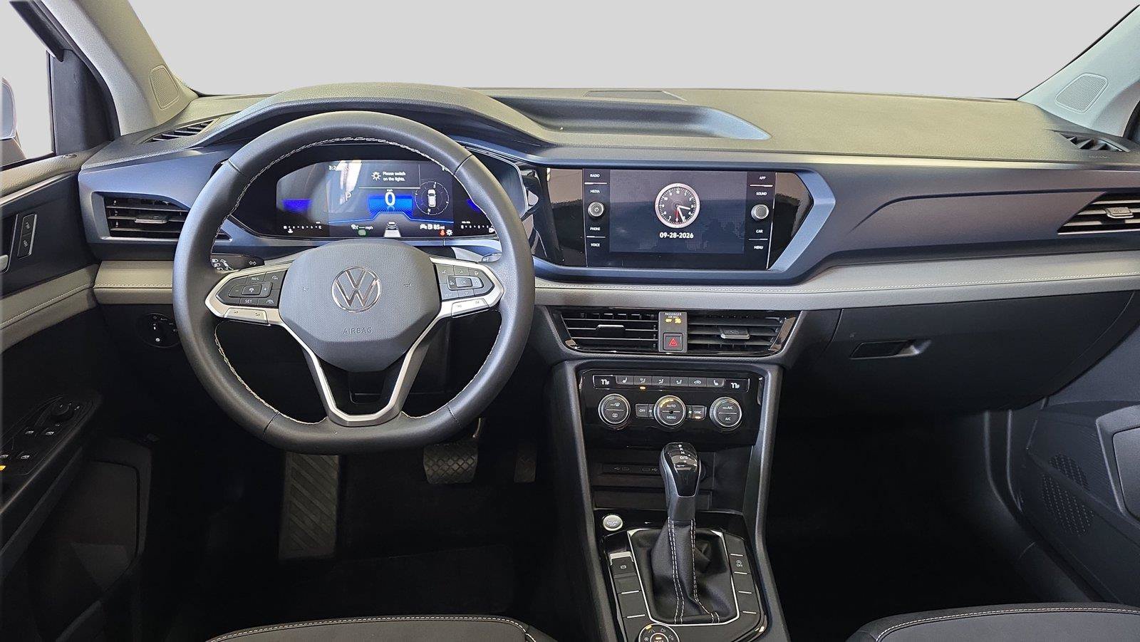 Used 2024 Volkswagen Taos SE AWD/4WD image 9