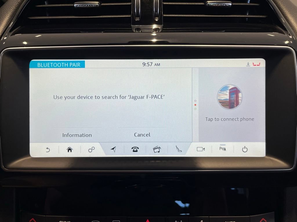 Used 2019 Jaguar F-PACE Premium AWD/4WD image 57