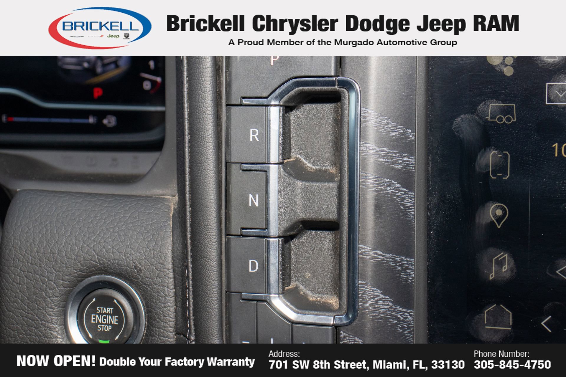 Used 2023 GMC Yukon XL Denali AWD/4WD image 26