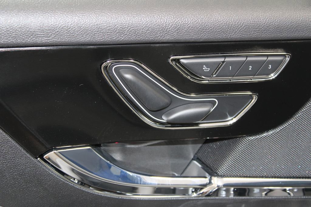 New 2026 Lincoln Corsair Reserve image 21