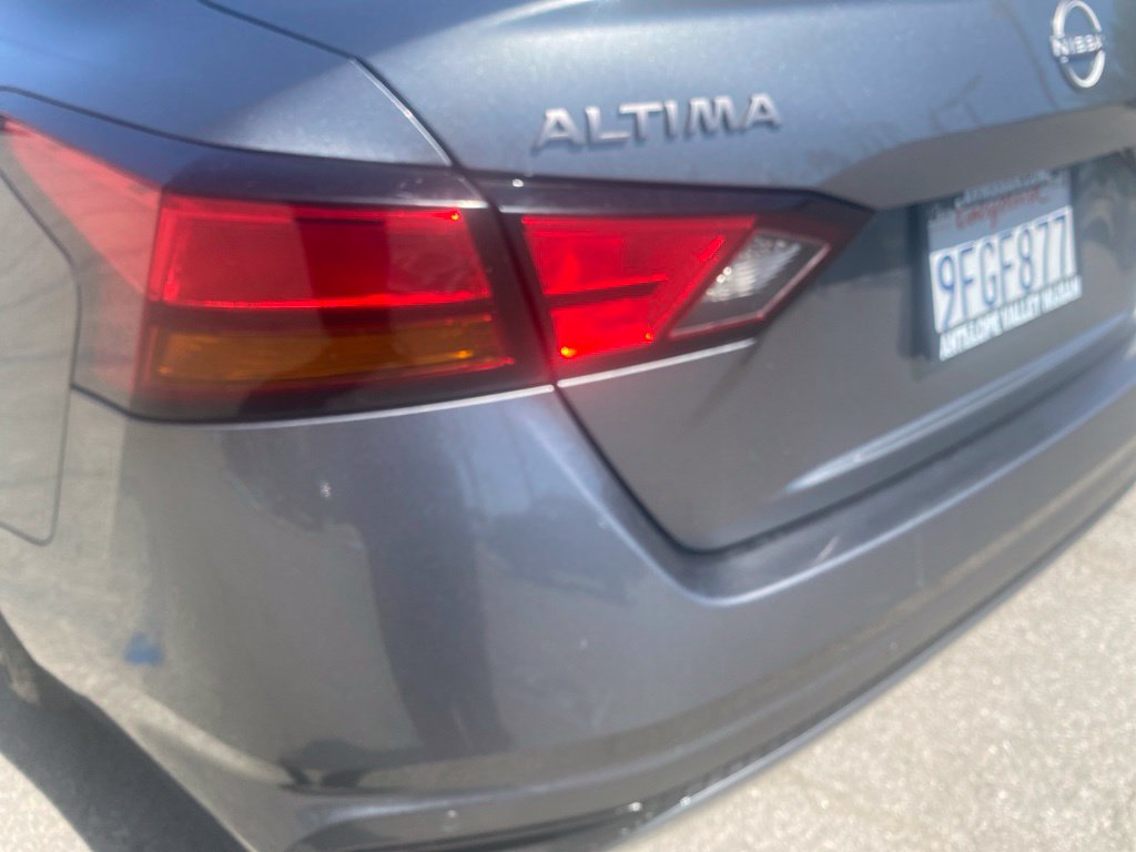 Certified 2023 Nissan Altima 2.5 SV FWD image 11