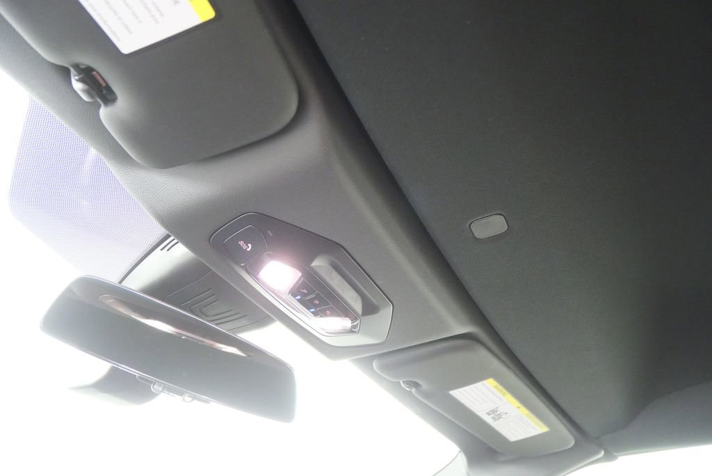 Certified 2025 BMW 430i xDrive Convertible w/ M Sport Package image 19