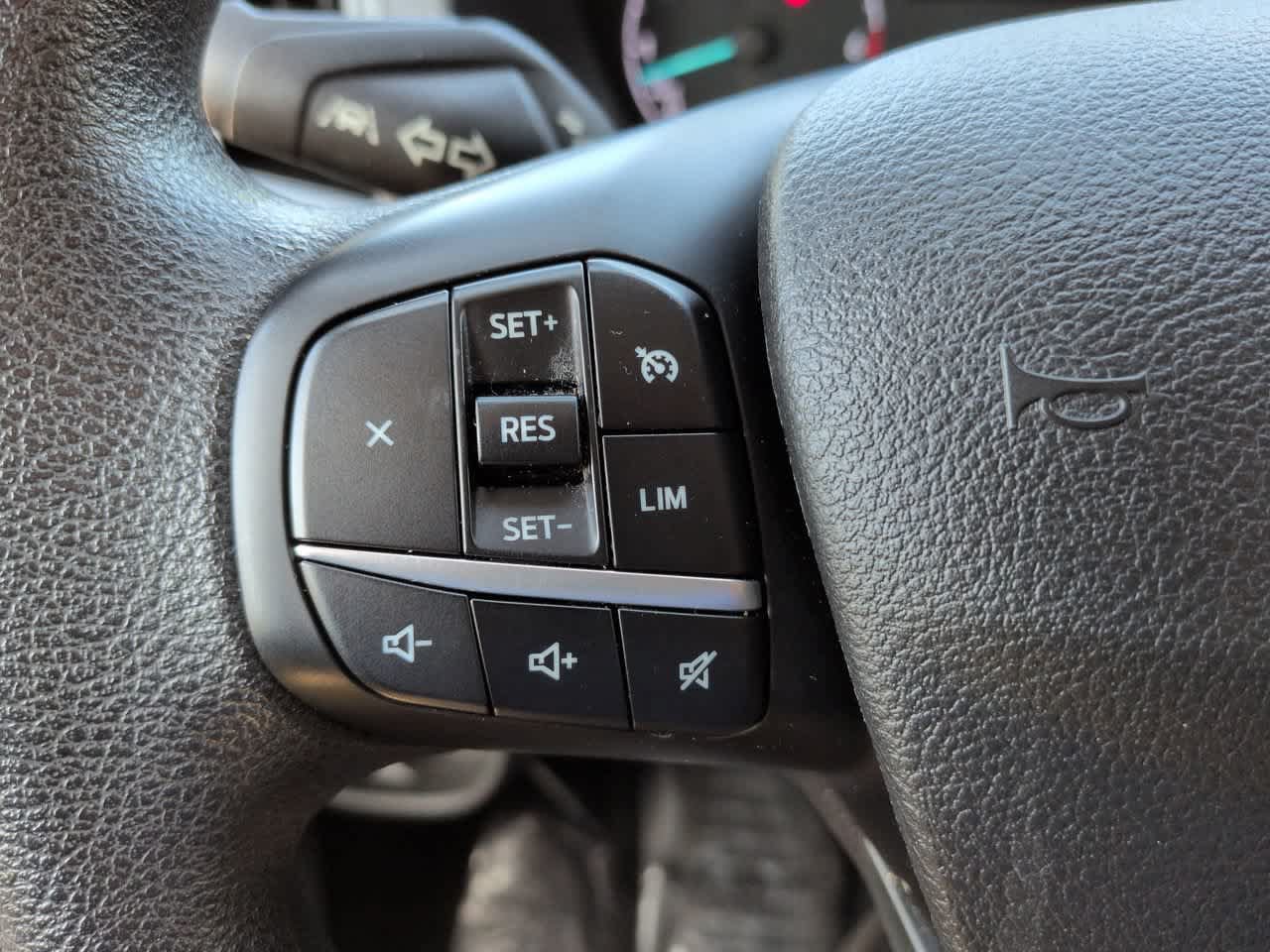 Used 2023 Ford Transit 350 XLT RWD image 23