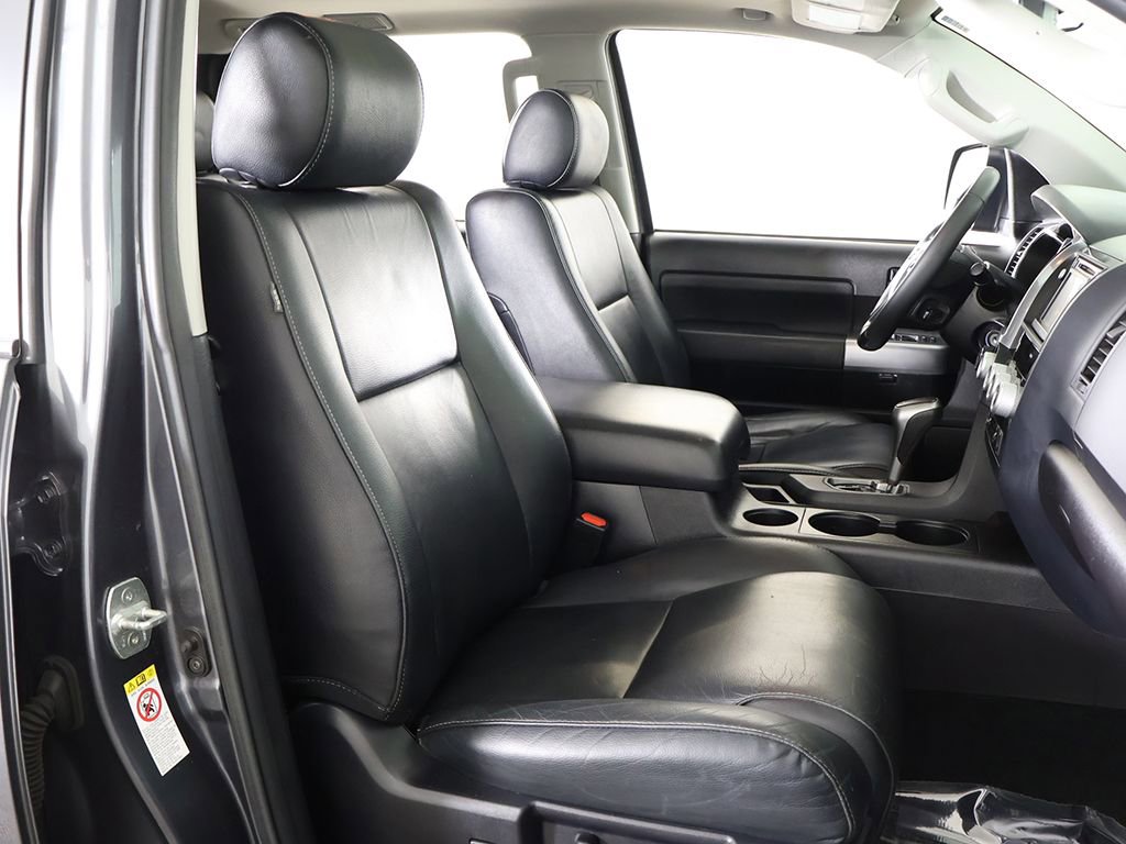 Used 2018 Toyota Sequoia TRD Sport image 34