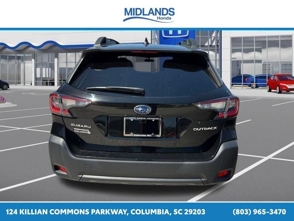 Used 2024 Subaru Outback Premium AWD/4WD image 13