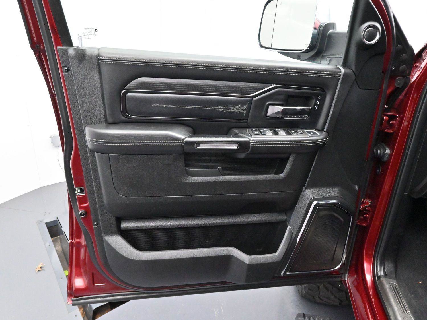Used 2022 RAM 3500 Limited image 9