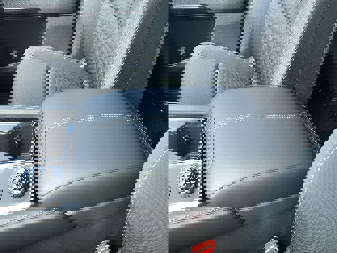 New 2026 Nissan Pathfinder SV w/ Cargo Package image 27