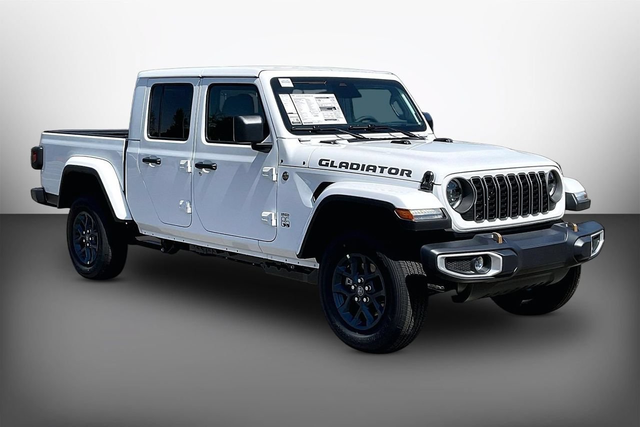 New 2026 Jeep Gladiator Mojave