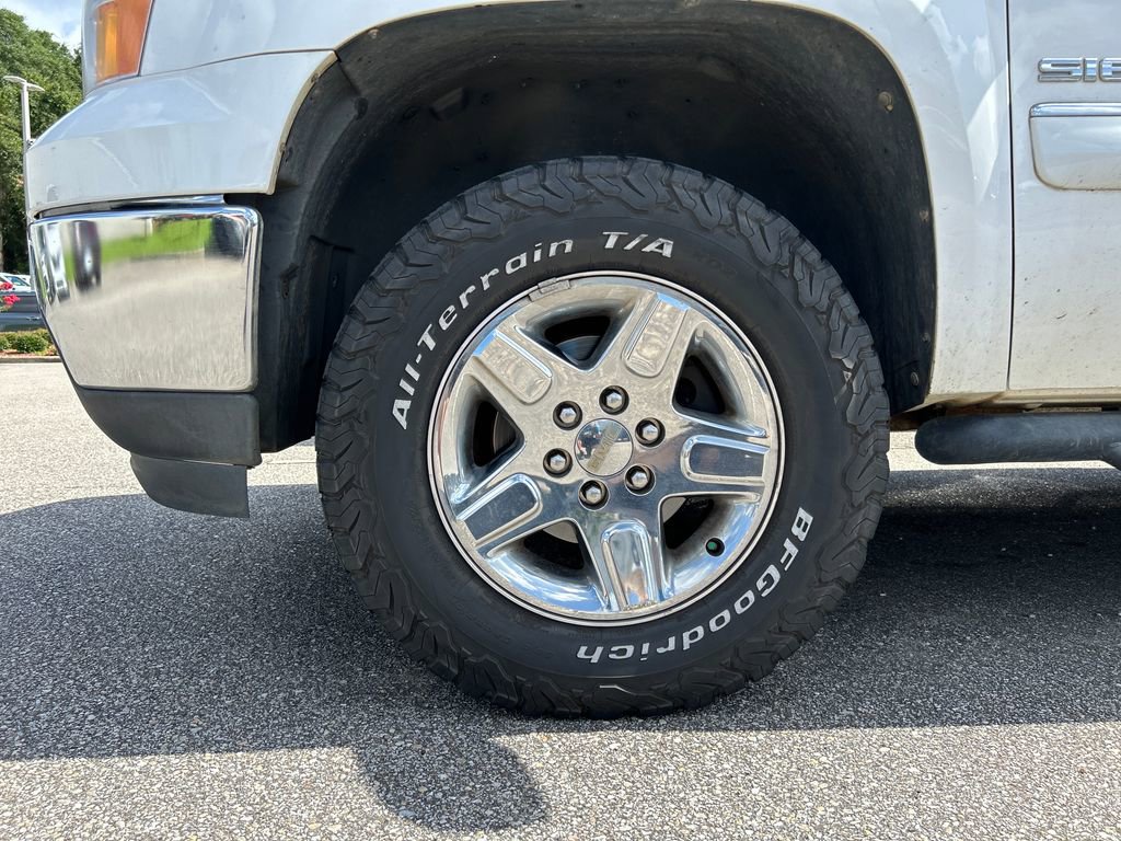Used 2012 GMC Sierra 1500 SLE w/ All-Terrain Package AWD/4WD image 6