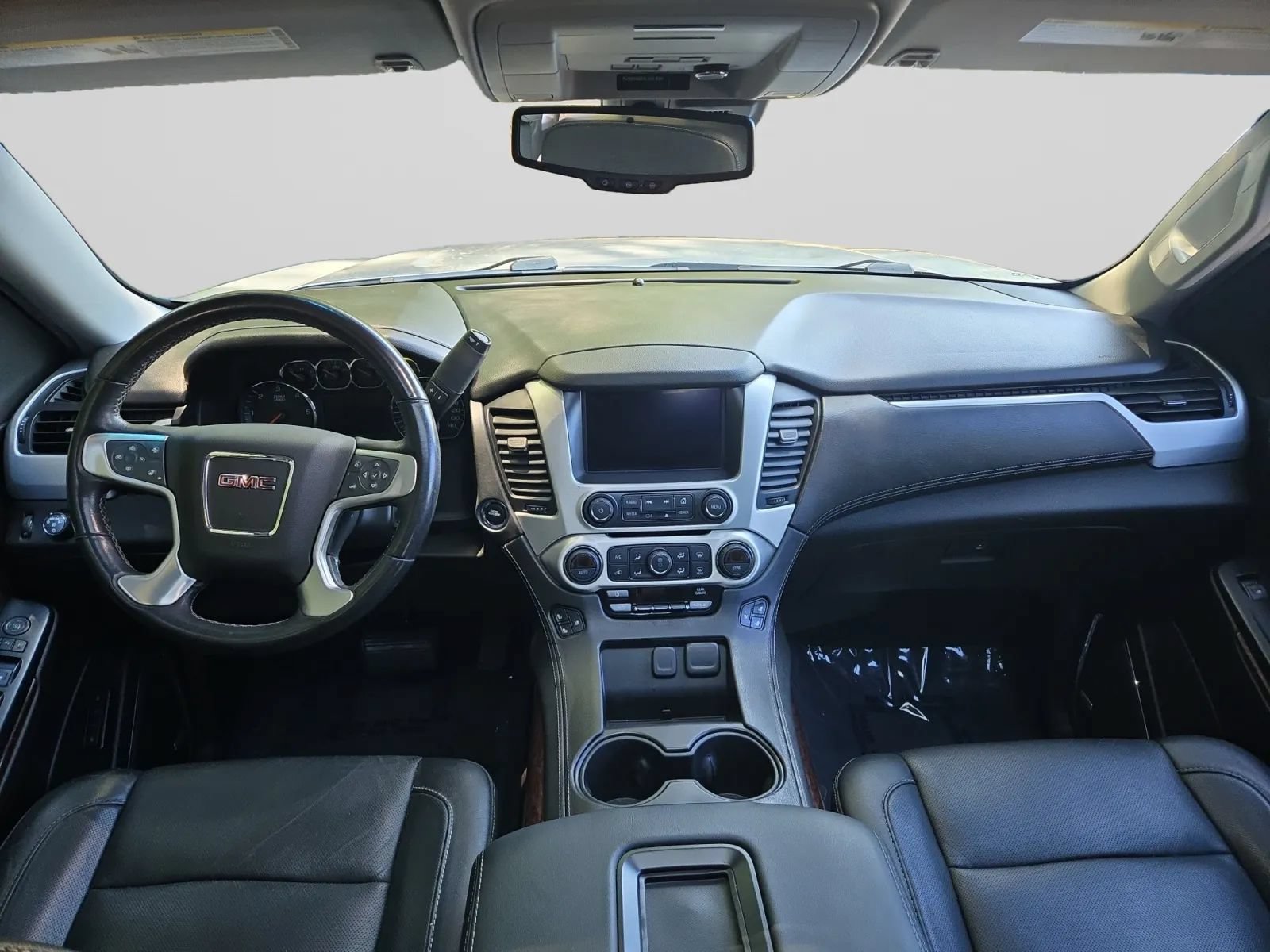 Used 2019 GMC Yukon XL SLT w/ Open Road Package RWD image 14