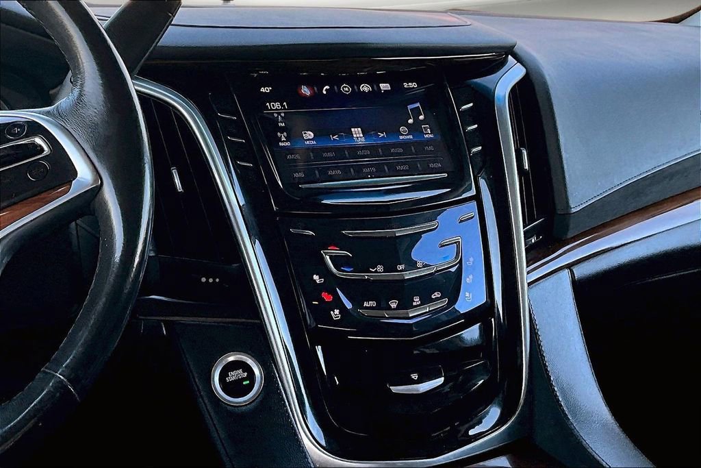 Used 2019 Cadillac Escalade Premium Luxury image 9