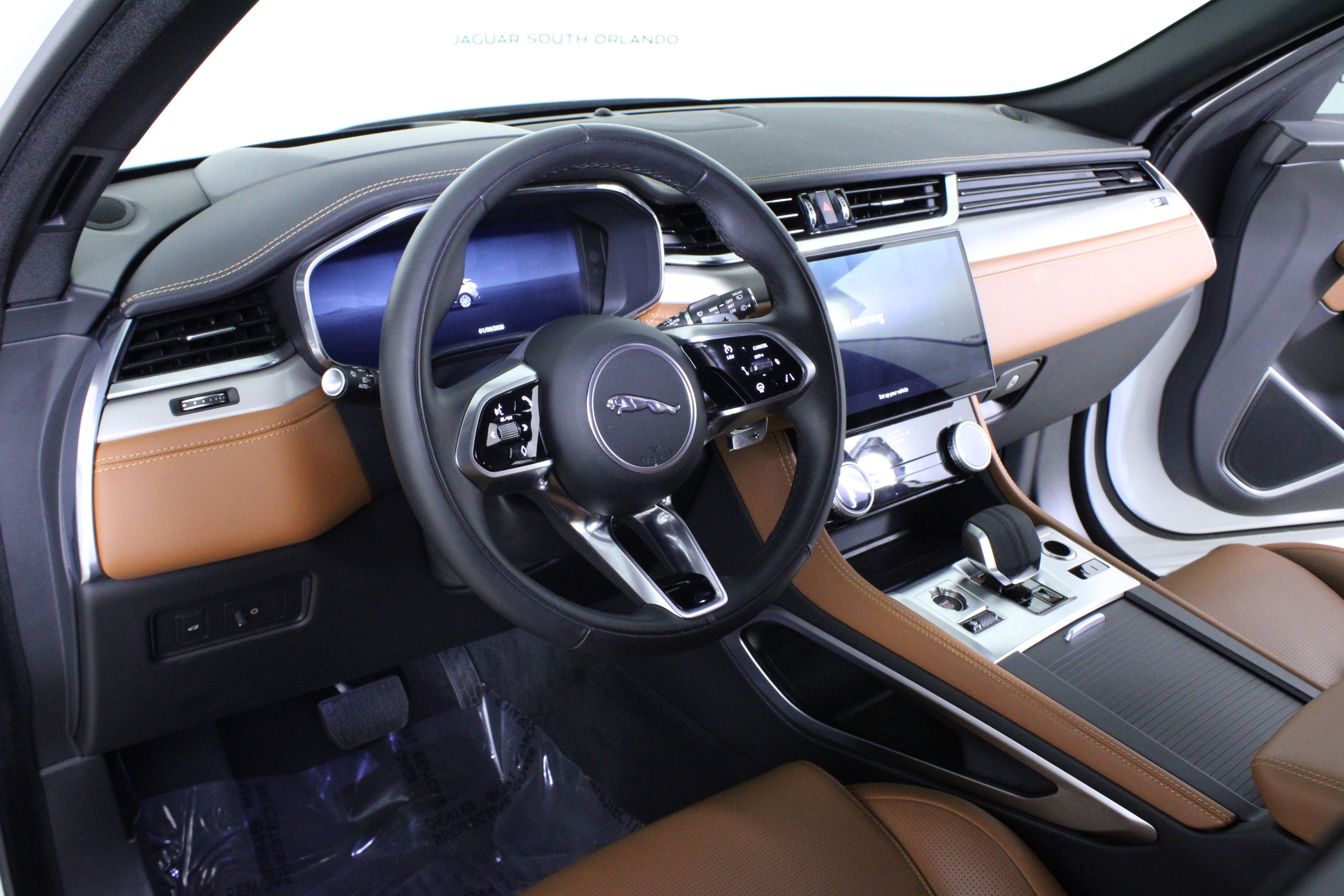 Used 2025 Jaguar F-PACE R-Dynamic S image 20