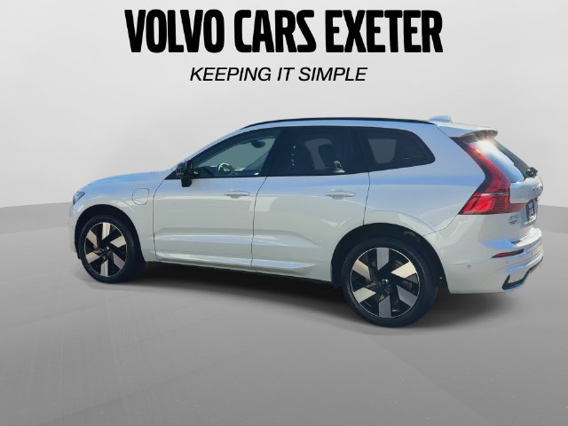 Certified 2024 Volvo XC60 T8 Plus AWD/4WD image 6