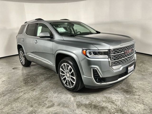 Certified 2023 GMC Acadia Denali w/ Denali Technology Package image 2