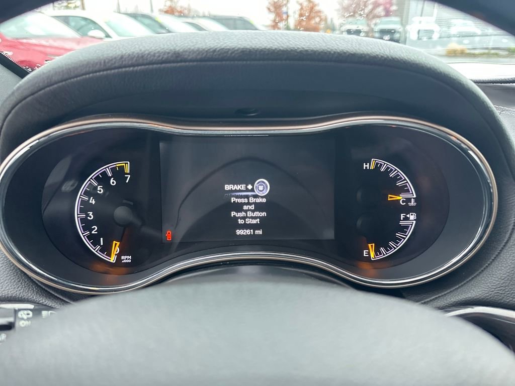 Used 2017 Jeep Grand Cherokee Overland w/ Jeep Active Safety Group image 21