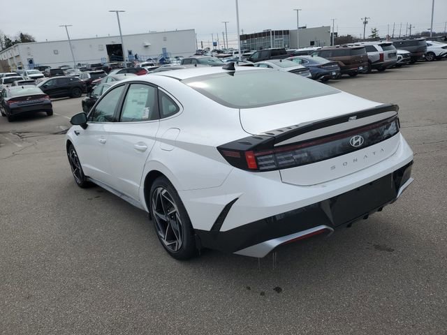 New 2026 Hyundai Sonata SEL image 3