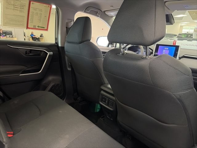 Certified 2024 Toyota RAV4 LE AWD/4WD image 10