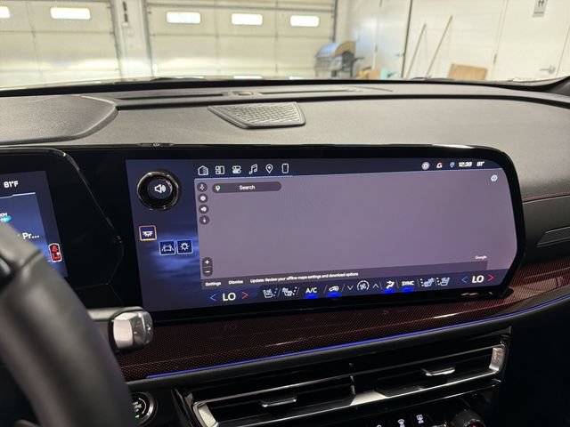 Certified 2026 Chevrolet Traverse RS w/ LPO, Floor Liner Package FWD image 27