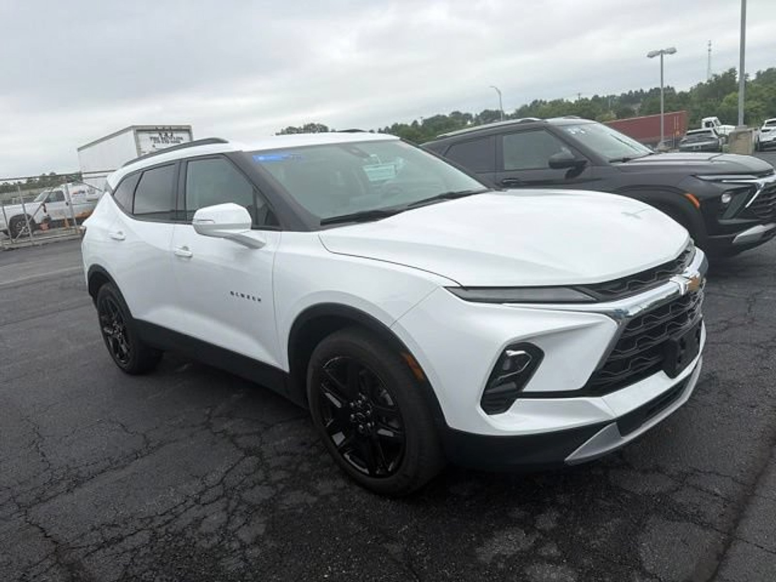 Used 2023 Chevrolet Blazer LT AWD/4WD image 4