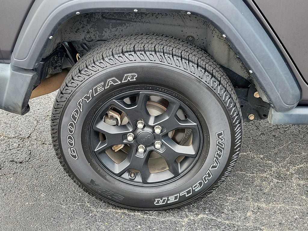 Used 2022 Jeep Wrangler Unlimited Sport AWD/4WD image 7