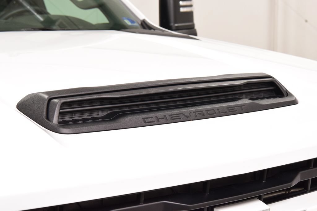 New 2026 Chevrolet Silverado 2500 Custom w/ Custom Value Package AWD/4WD image 14