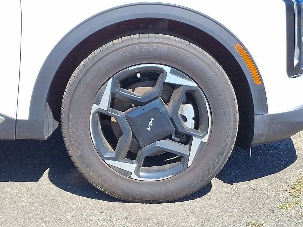 Certified 2026 Kia Sportage EX w/ EX Panorama Roof Package image 8