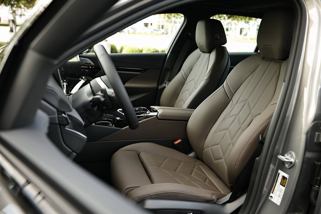 New 2026 BMW 530i w/ M Sport Package image 21