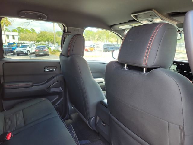 Used 2025 Nissan Frontier PRO-4X image 28